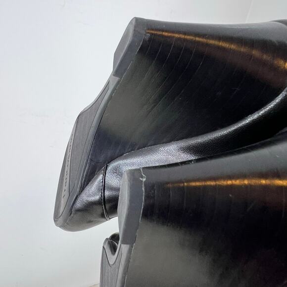 FRANCO SARTO Frankie Wedge Pump in Black Leather Women’s Sz. 7W Pointed Toe Heel - Picture 12 of 13